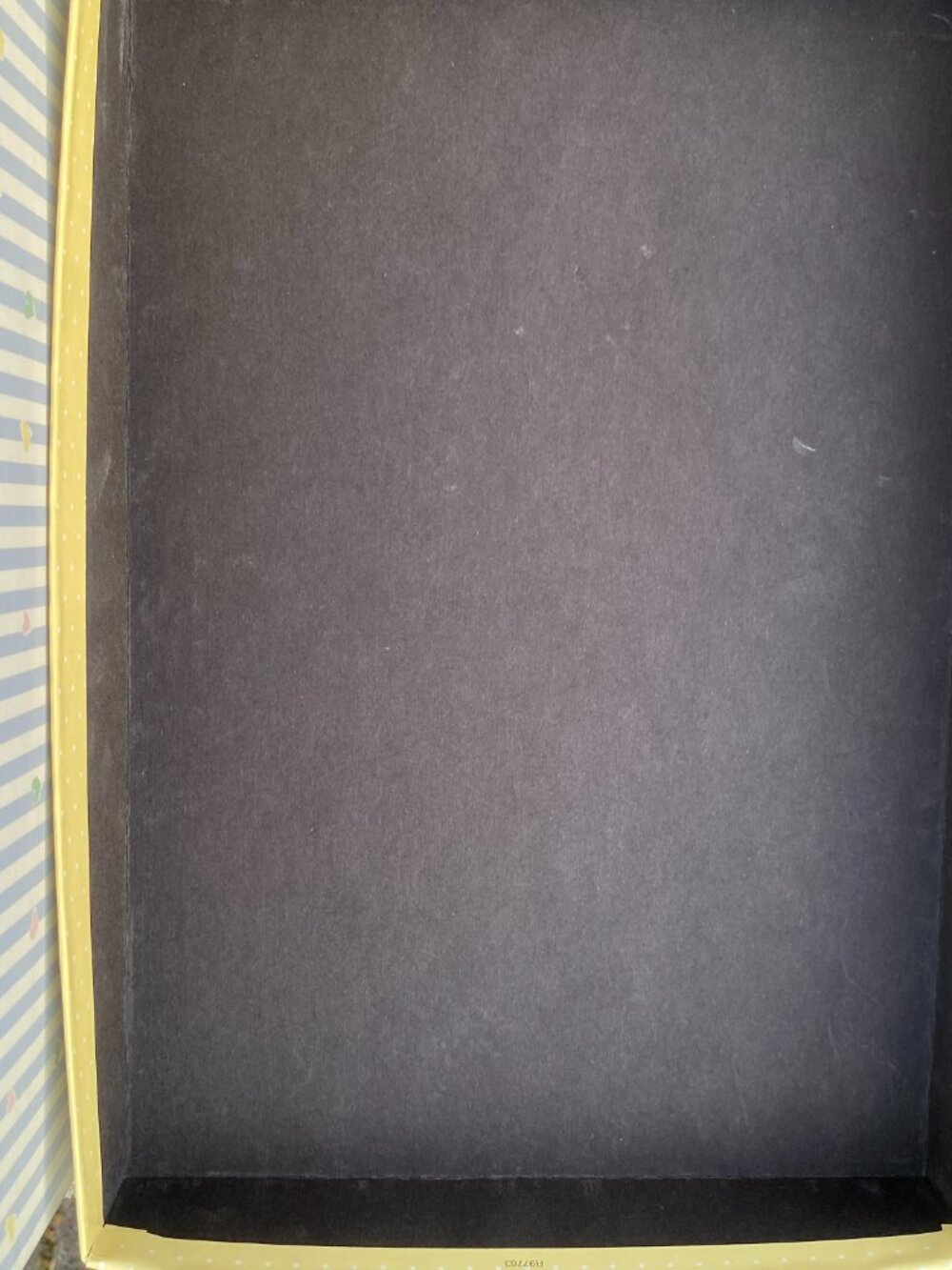 Bear Shoebox-Good Condition! - Picture 10 of 12